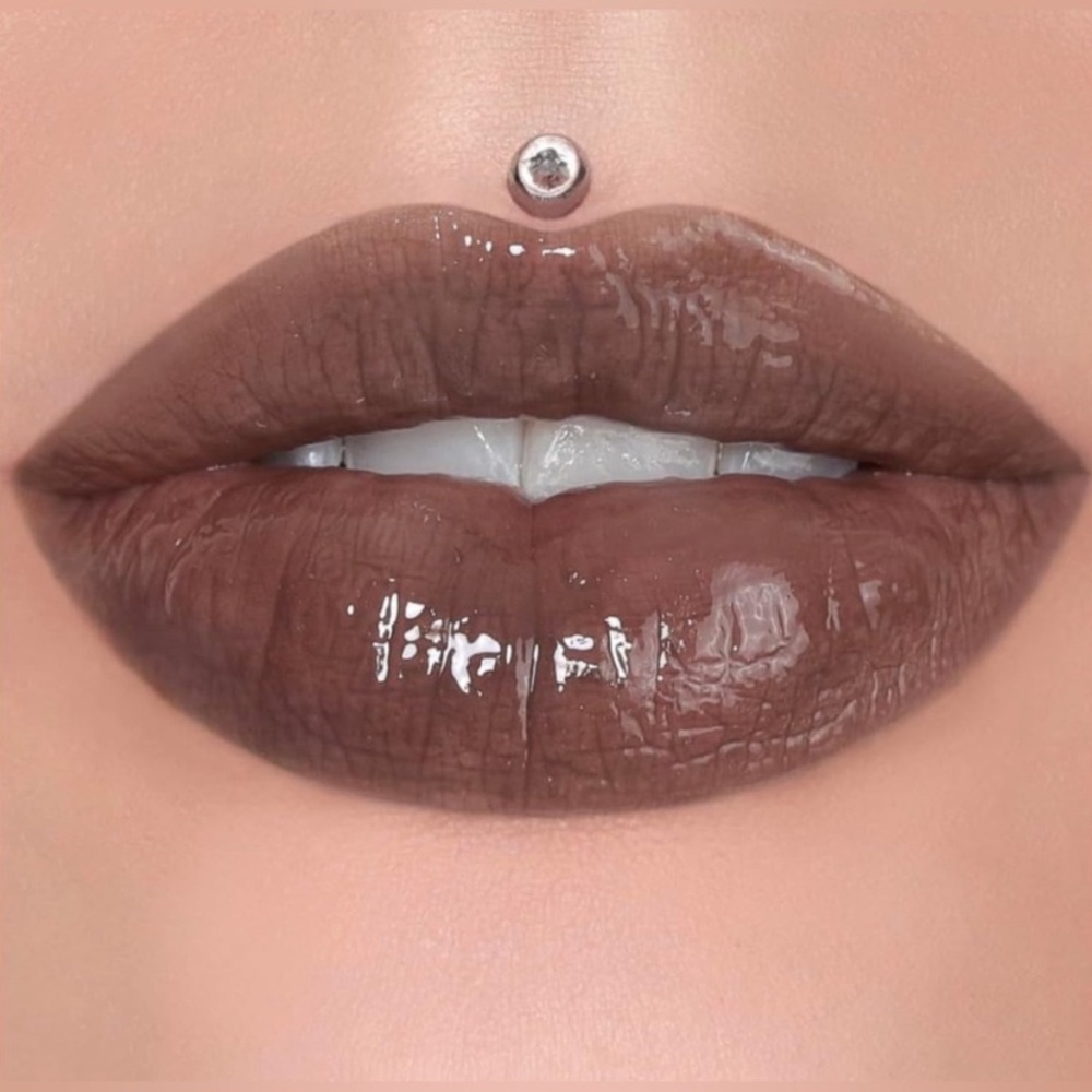 Jeffree Star Untouchable lip gloss